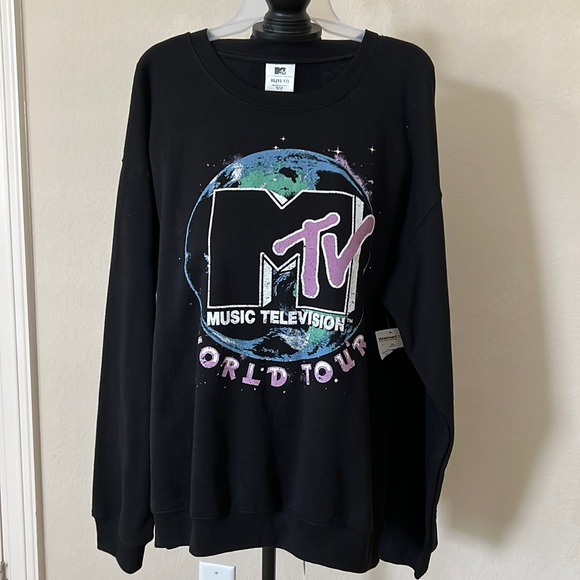 MTV Tops - Retro MTV sweatshirt